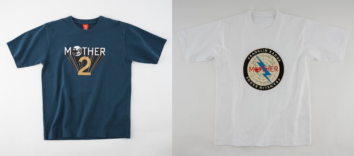 MOTHER2」ロゴ（DARKNAVY）TシャツとフランクリンバッヂTシャツ。 - 澤 