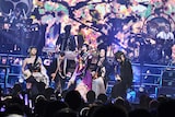「和楽器バンド Japan Tour 2024 THANKS ~八奏ノ音~」東京・LINE CUBE SHIBUYA(渋谷公会堂)公演の様子。(撮影:上溝恭香)
