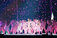 G-DRAGONのステージの様子。 (c)CJ ENM Co., Ltd, All Rights Reserved