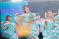 「≠ME 全国ツアー追加公演2024『修学旅行、同じ班がいいな。』」の様子。(c)YOANI