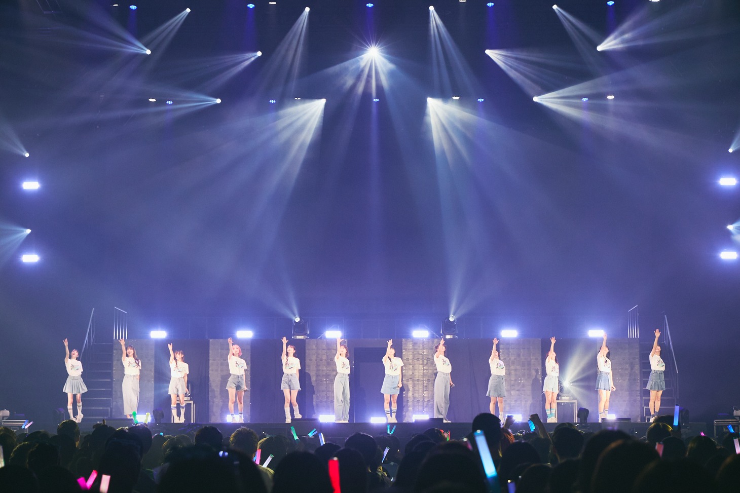 「≠ME 全国ツアー追加公演2024『修学旅行、同じ班がいいな。』」の様子。(c)YOANI