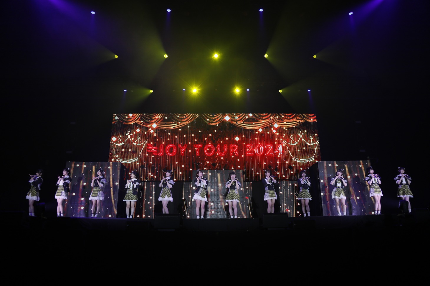 「≒JOYホールツアー2024『今日から君は恋人』」ファイナル公演の様子。(c)YOANI