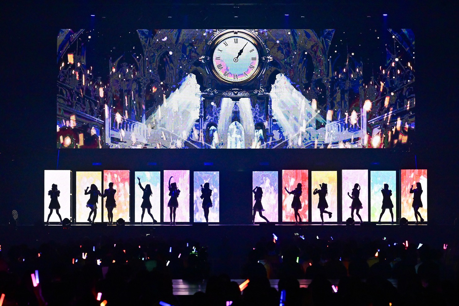 「≒JOYホールツアー2024『今日から君は恋人』」ファイナル公演の様子。(c)YOANI