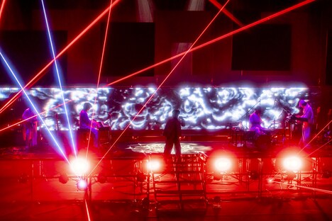 「imase Hall Tour 2024 "Shiki-Sai"」LINE CUBE SHIBUYA（渋谷公会堂）公演の様子。（Photo by Viola Kam［V’z Twinkle］）