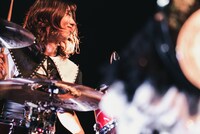 AKANE（Dr）（撮影：伊東実咲）