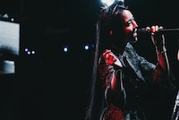 SAIKI（Vo）（撮影：伊東実咲）