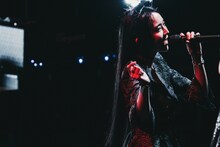 SAIKI（Vo）（撮影：伊東実咲）