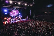 「BAND-MAID ZEPP TOUR 2024」東京公演の様子。(撮影:伊東実咲)