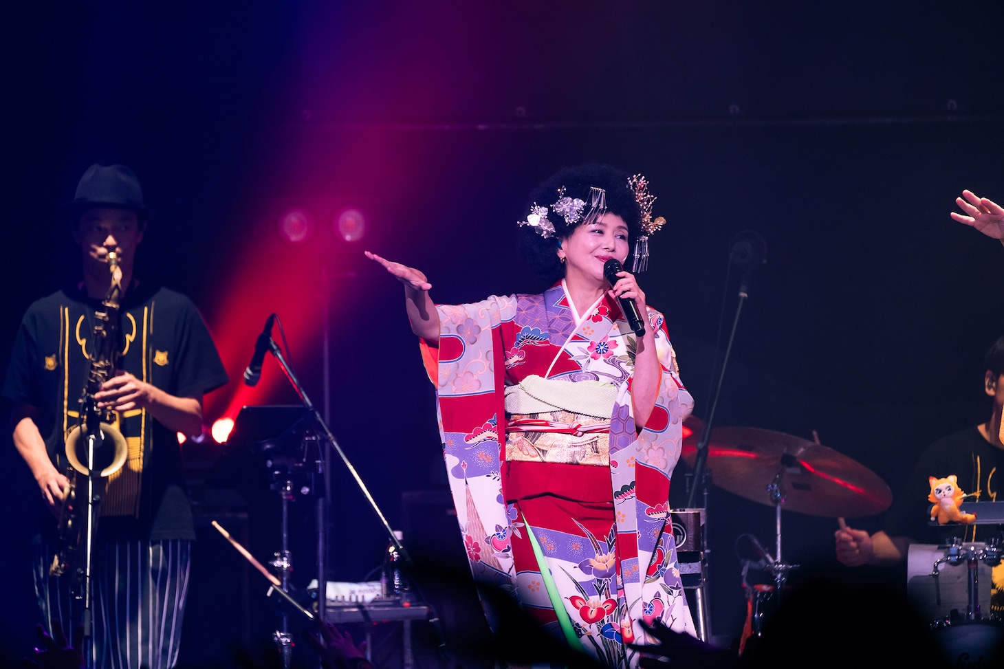 あんみつ姫（小泉今日子）（撮影：森口眞梨子）