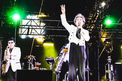 ムロツヨシ（撮影：青木カズロー）