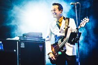 川上つよし（B）（撮影：青木カズロー）