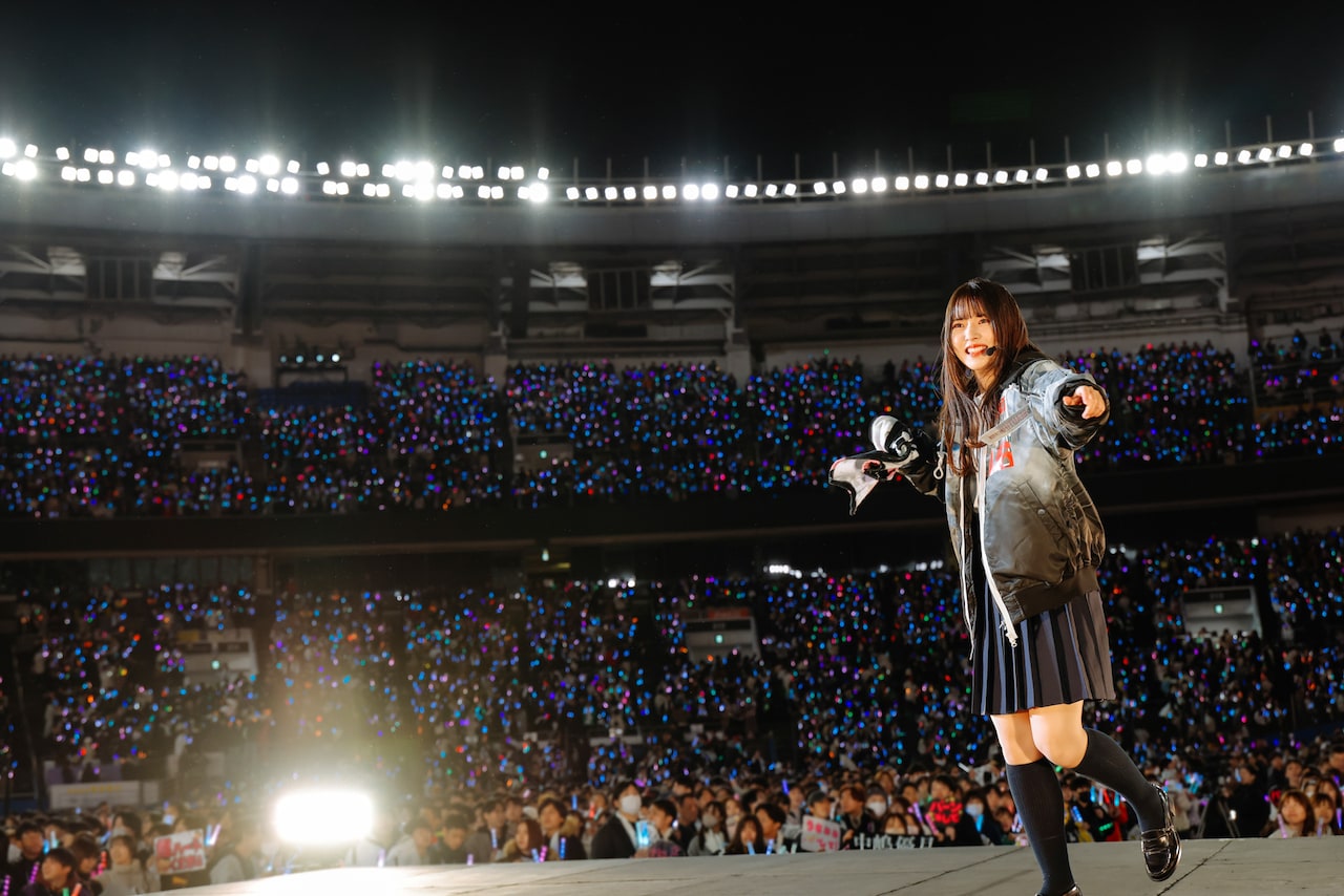 松田里奈 - 櫻坂46が4周年記念ライブで7万2000人動員「櫻坂46である