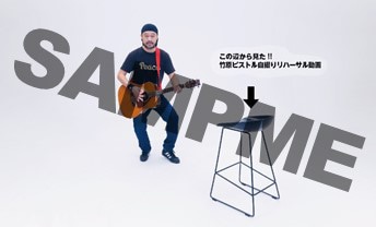 QRコード付きトレーディングカードのサンプル画像。