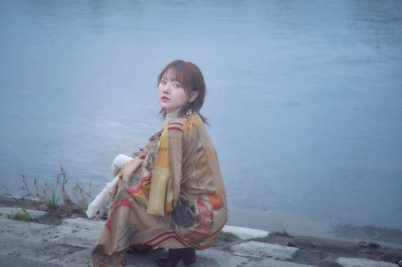 鬼頭明里の新シングルはアニメ「花子くん２」ED曲、アーティスト活動5周年記念グッズ情報も発表