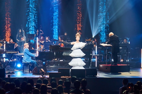 野宮真貴と小室哲哉。（写真：新澤和久）