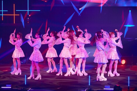 「ANGERME 10th ANNIVERSARY TOUR 2024 AUTUMN『ROOTS』川村文乃 FINAL ☆KIRAKIRA☆」の様子。