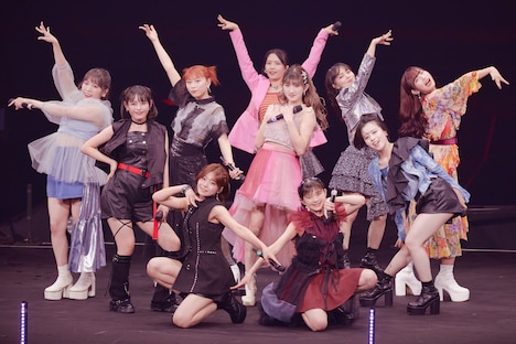 「ANGERME 10th ANNIVERSARY TOUR 2024 AUTUMN『ROOTS』川村文乃 FINAL ☆KIRAKIRA☆」の様子。