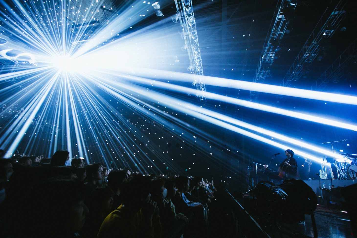 Bialystocks「Songs for the Cryptids Tour」の様子。（撮影：上村窓）