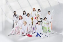 GANG PARADE。上段右から2番目がヤママチミキ。