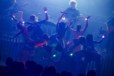 GANG PARADE「TO BE BORN」の様子。（Photo by sotobayashi kenta）