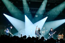 山本彩のライブの様子。（撮影：高田梓）