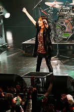 山本彩のライブの様子。（撮影：高田梓）