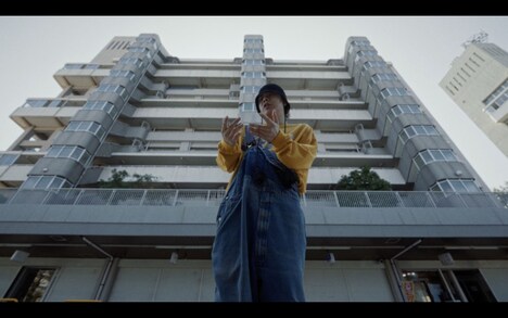 GADORO「あっかんべぇ」ミュージックビデオより。