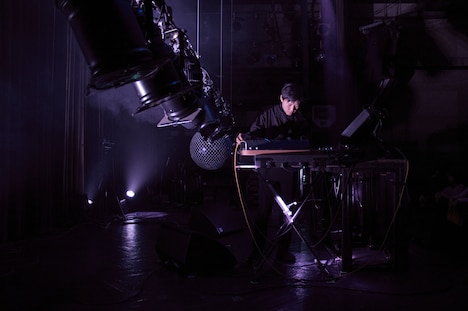 「SCP」より「C」パフォーマンスの様子。（撮影：濵本奏）