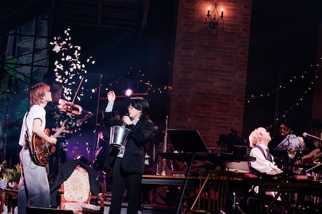 「Mrs. GREEN APPLE on "Harmony"」の様子。(撮影:田中聖太郎写真事務所)