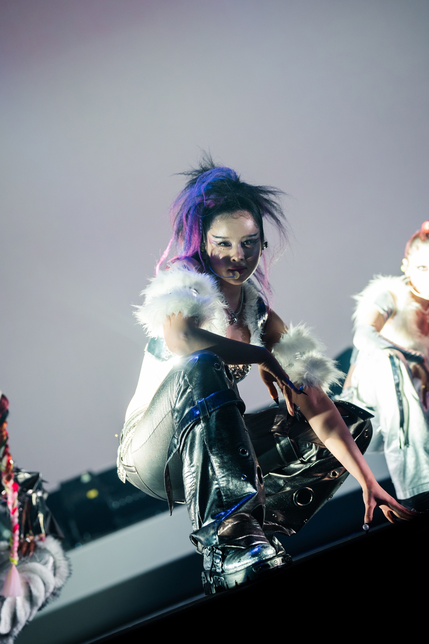 HARVEY（ハーヴィー）。「XG 1st WORLD TOUR "The first HOWL"」アムステルダム公演の様子。
