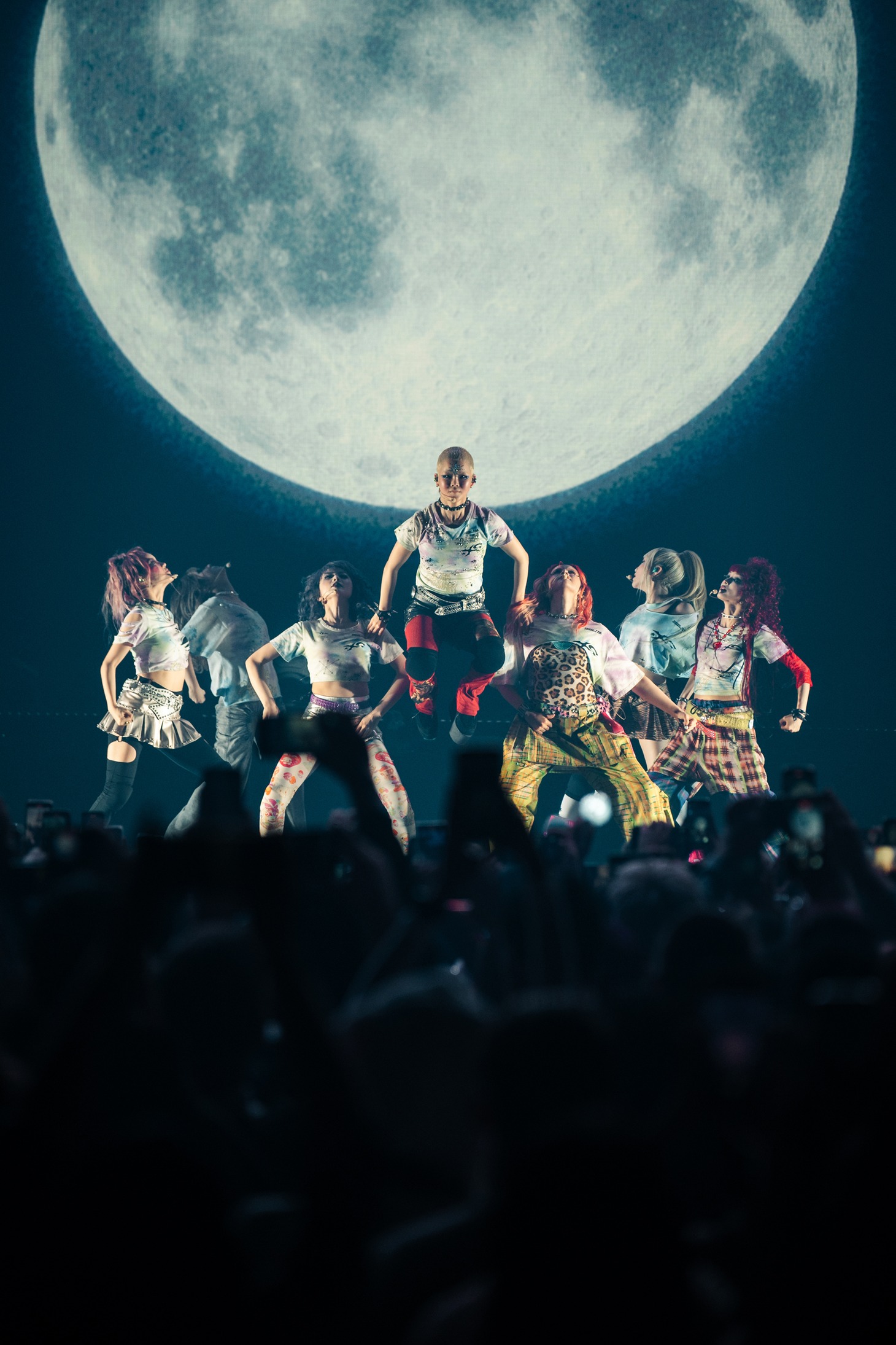 「XG 1st WORLD TOUR "The first HOWL"」ベルリン公演の様子。