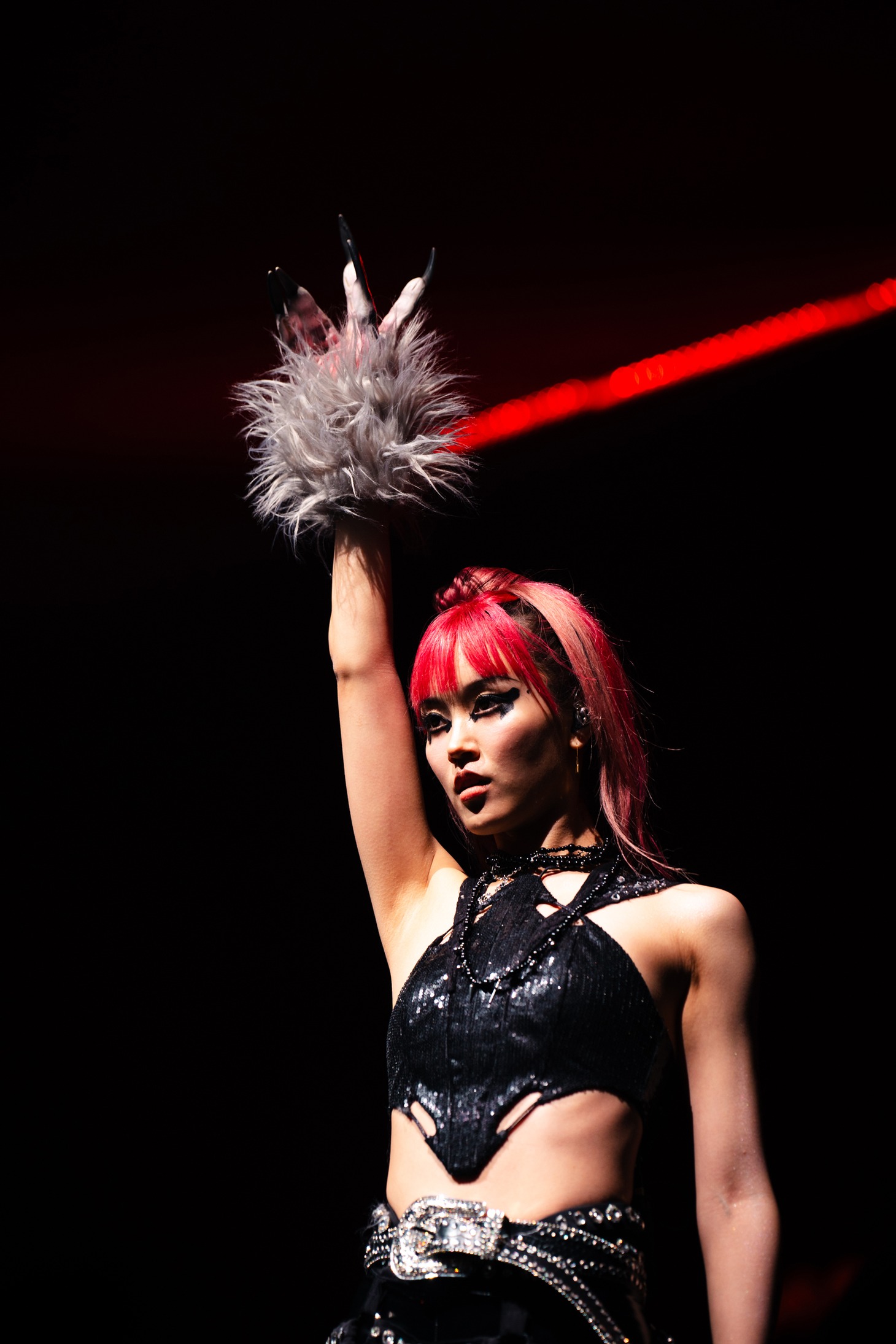 「XG 1st WORLD TOUR "The first HOWL"」ロンドン公演の様子。