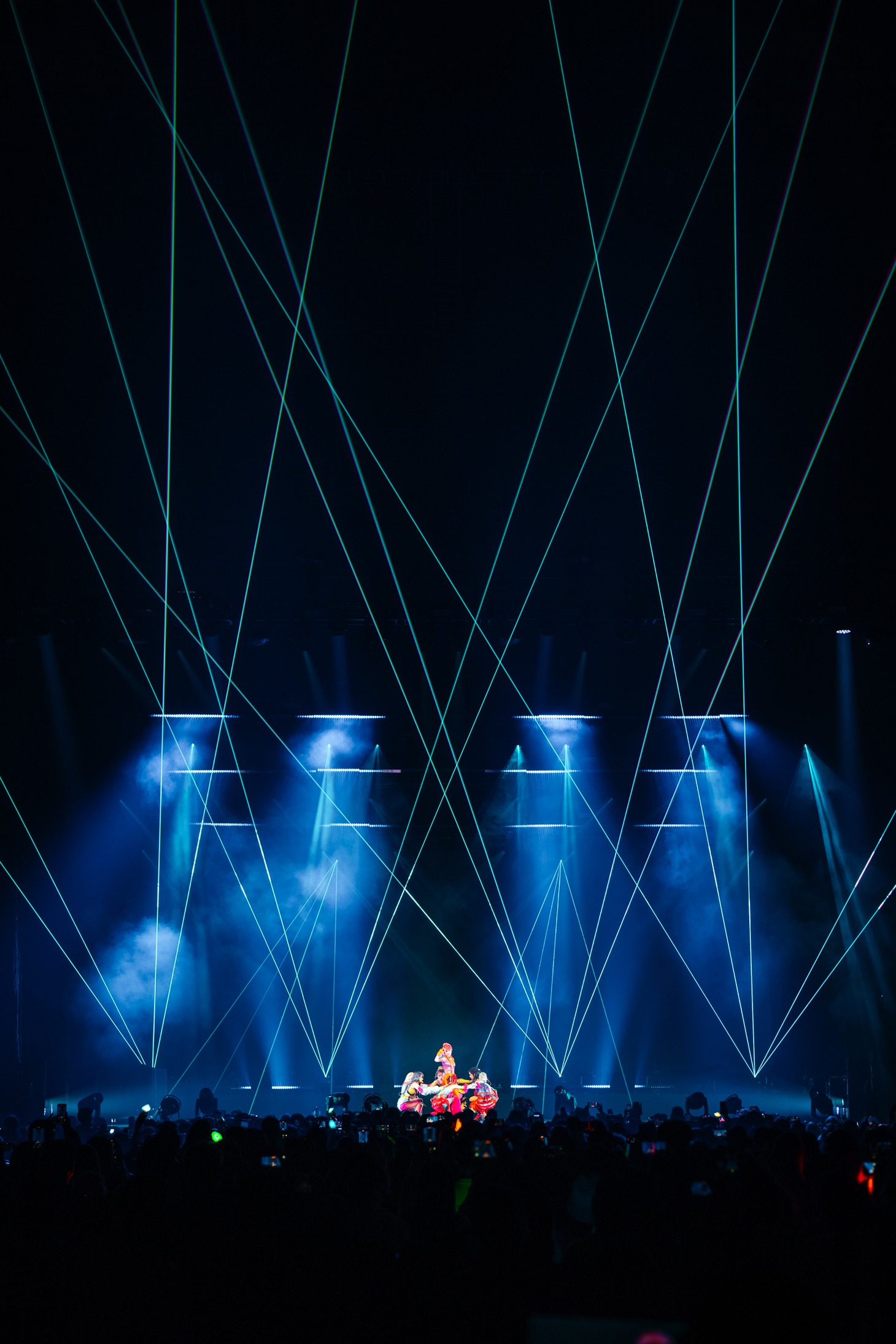 「XG 1st WORLD TOUR "The first HOWL"」ロンドン公演の様子。