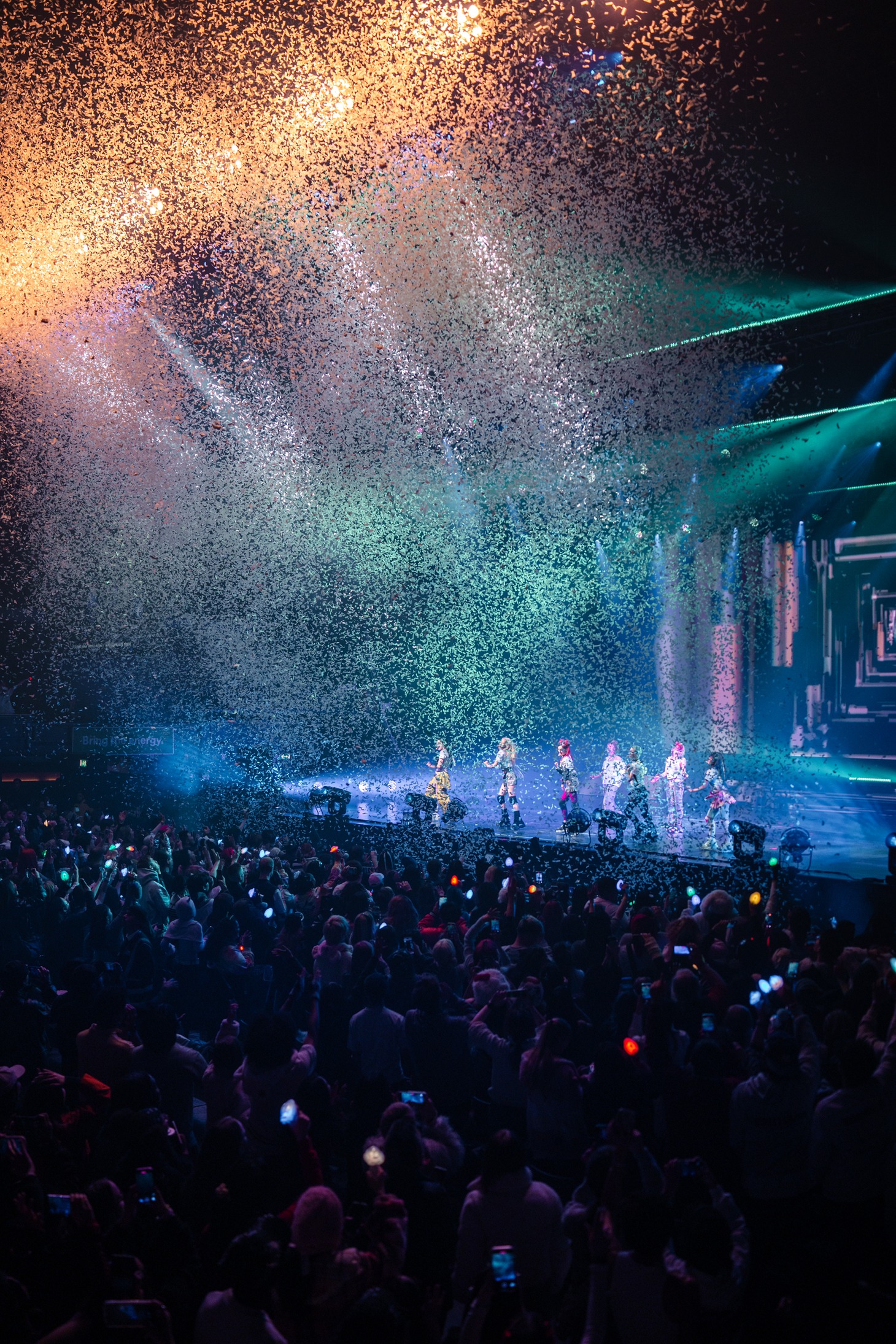「XG 1st WORLD TOUR "The first HOWL"」ロンドン公演の様子。