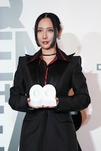 ファーストサマーウイカ