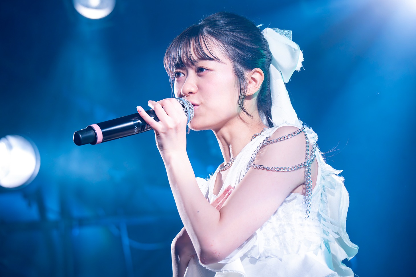 宇野友恵