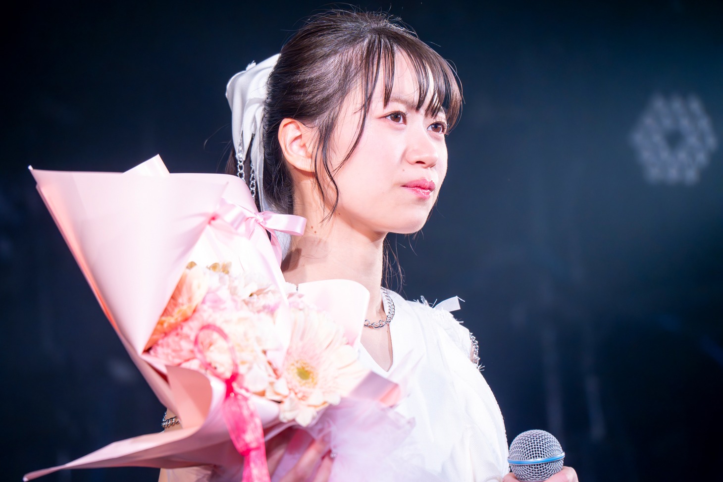 宇野友恵