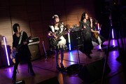 左からHISASHI、小鳩ミク、SAIKI、KANAMI。