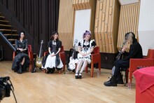 左からSAIKI、KANAMI、小鳩ミク、HISASHI。