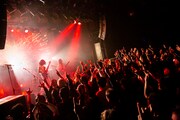 「ASTERISM LIVE TOUR 2024 -PLANET OF METAL」ファイナル公演の様子。（Photo by kazuyakohsaka）