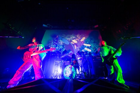 「ASTERISM LIVE TOUR 2024 -PLANET OF METAL」ファイナル公演の様子。（Photo by kazuyakohsaka）
