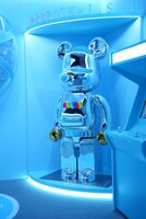 ELLY「NEO TOKYO GAMECENTER」の様子。