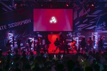 「WHITE SCORPION 1st Anniversary LIVE ～追撃。～」の様子。