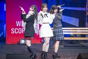 μ’s「Snow halation」を披露するCHOCO、ACE、NATSU。