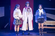 中島美嘉「雪の華」を披露するACO、HANNA、NAVI。