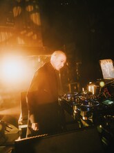 クロージングDJを務めたKID FRESINO。