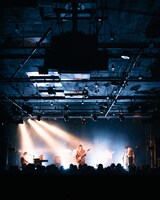 Khaki「ソロ・コンサート」の様子。（撮影：渡邉隼 @hayatowatanabe）