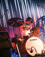 橋本拓己（Dr）（撮影：渡邉隼 @hayatowatanabe）