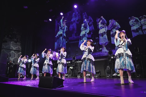 最後にお決まりの挨拶を決めるばってん少女隊。