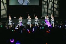 ばってん少女隊「瀬田さくら卒業公演 -桜歌爛漫-」神奈川・カルッツ川崎公演の様子。